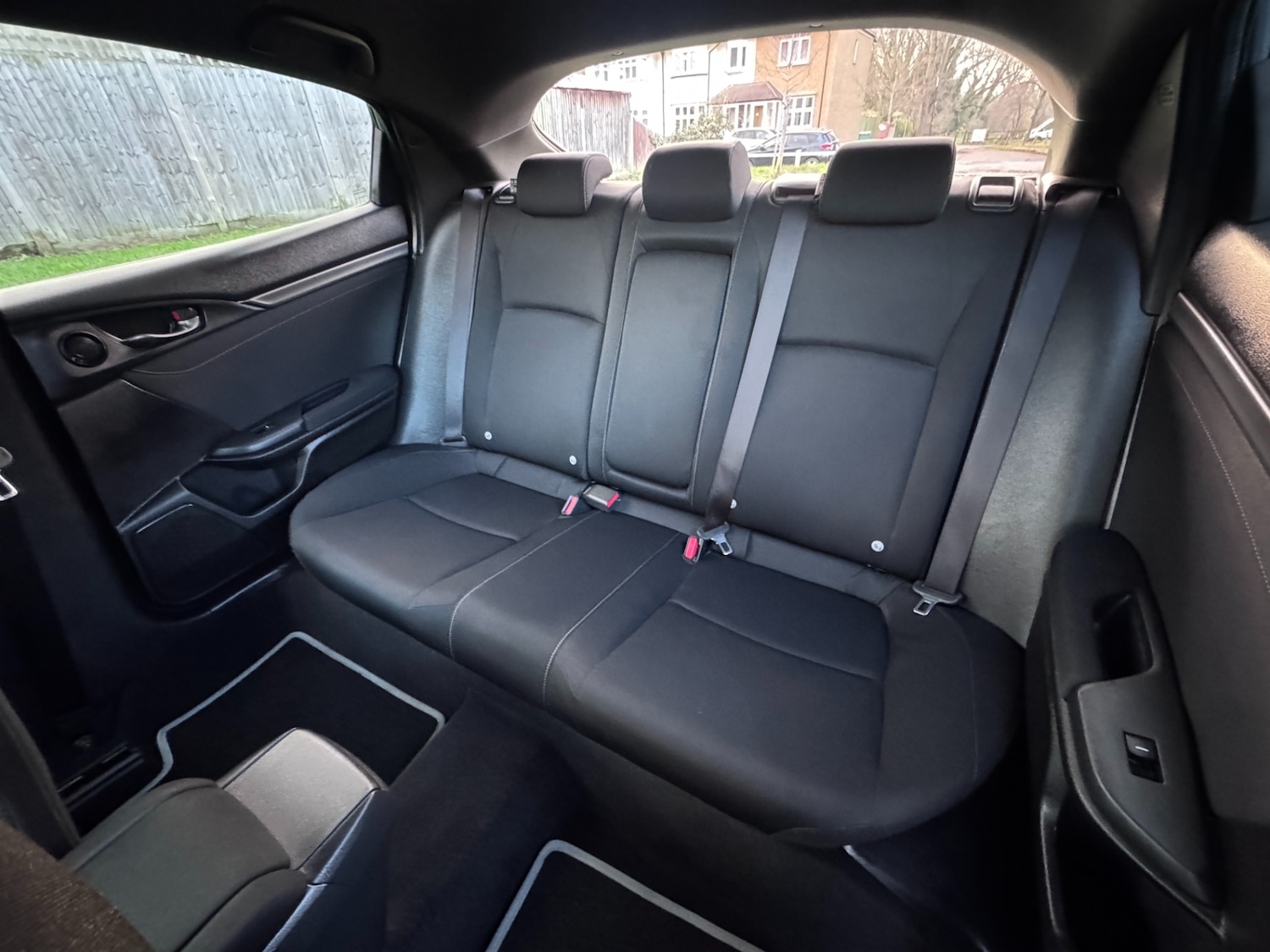 Used Honda Civic 2017 for sale - 77284117: Photo 37