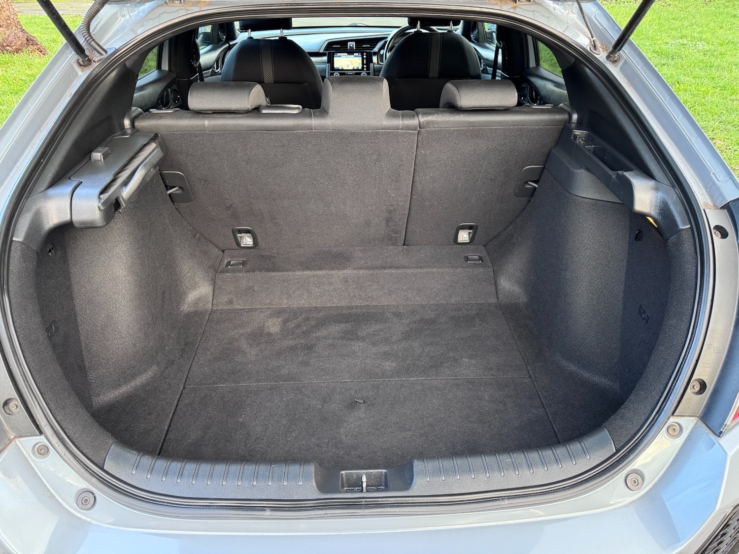 Used Honda Civic 2017 for sale - 77284117: Photo 40