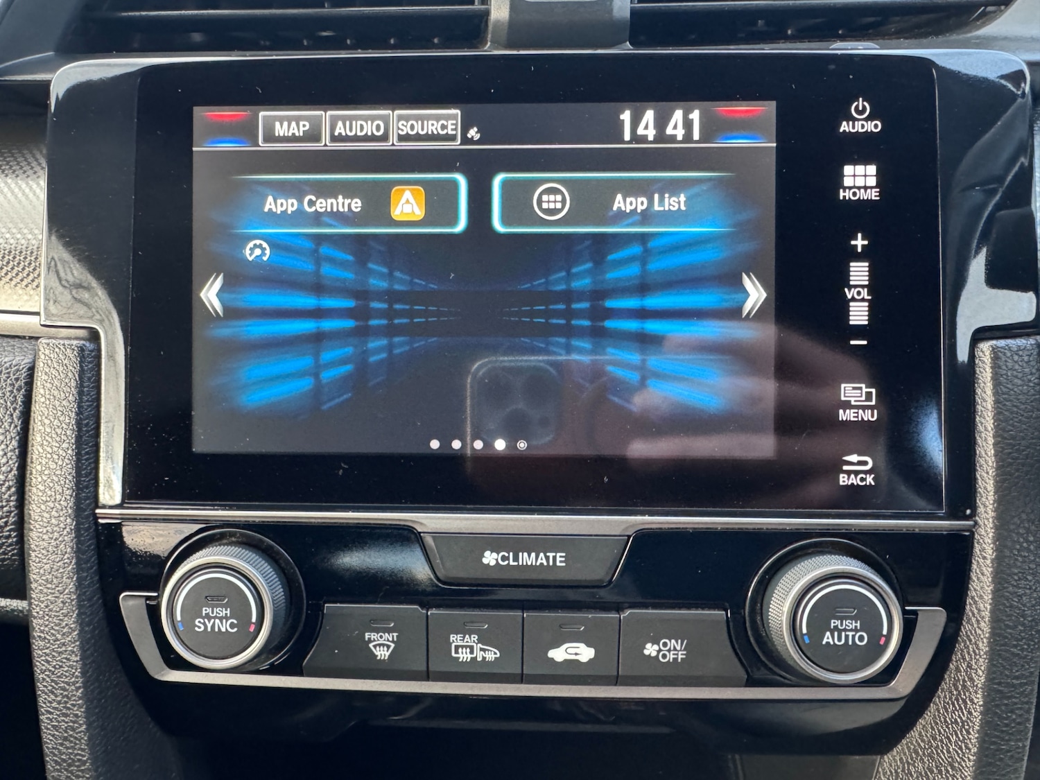 Used Honda Civic 2017 for sale - 77284117: Photo 50