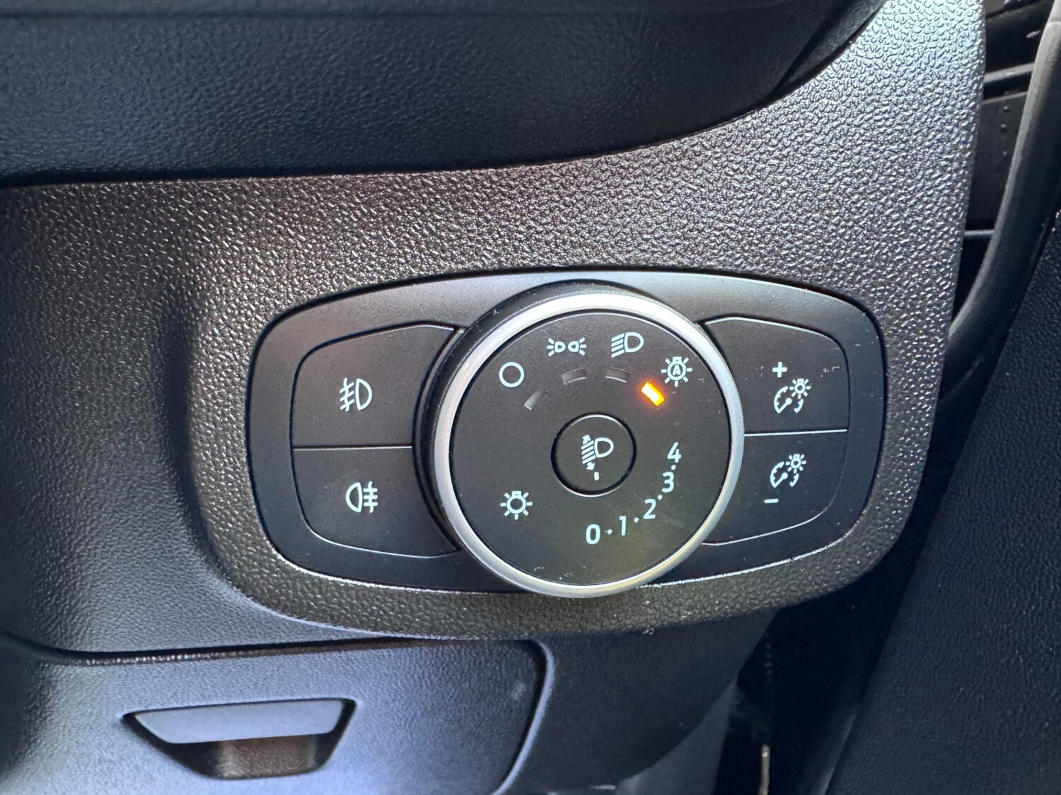 Used Ford Fiesta 2018 for sale - 77789672: Photo 47