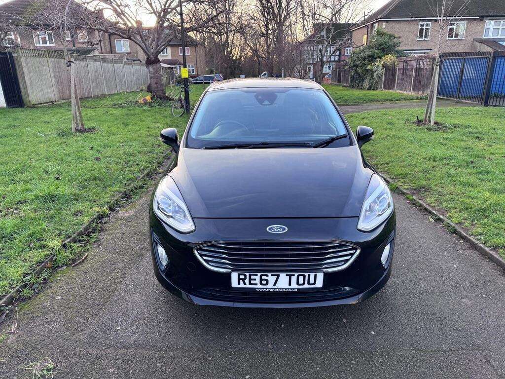 Used Ford Fiesta 2017 for sale - 76935732: Photo 2