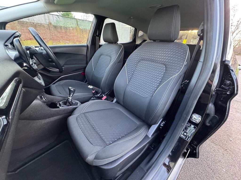 Used Ford Fiesta 2017 for sale - 76935732: Photo 24