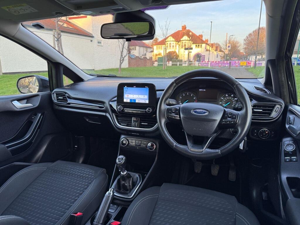 Used Ford Fiesta 2017 for sale - 76935732: Photo 32