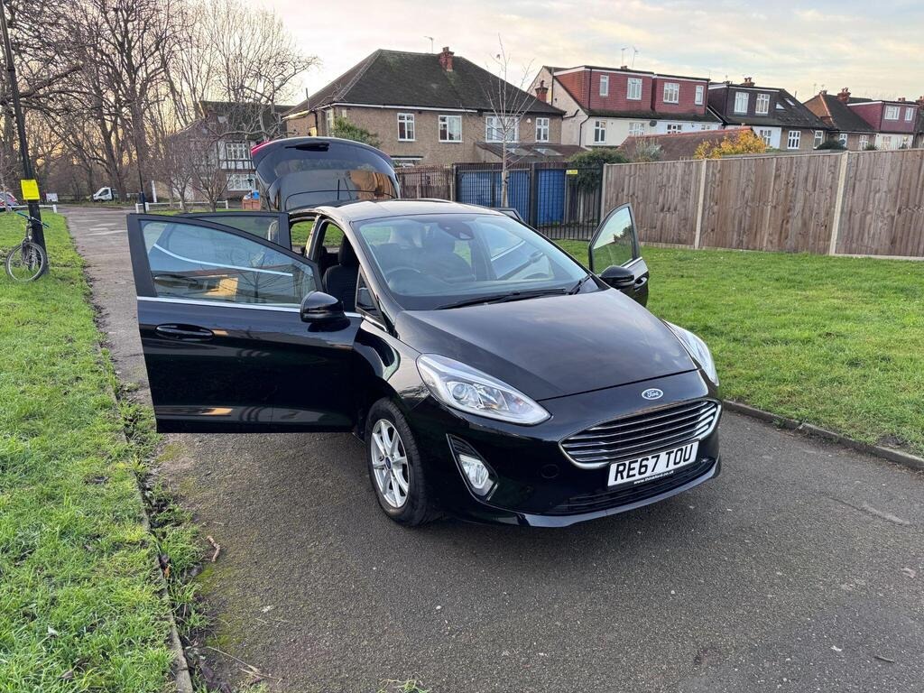 Used Ford Fiesta 2017 for sale - 76935732: Photo 5