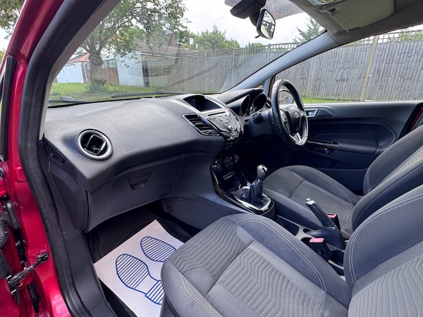 Used Ford Fiesta 2016 for sale - 74840747: Photo 17