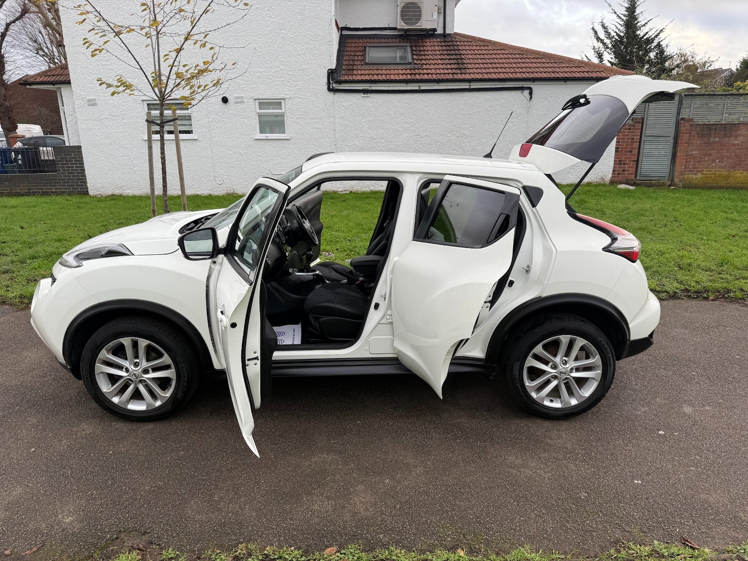 Used Nissan Juke 2017 for sale - 76750209: Photo 26
