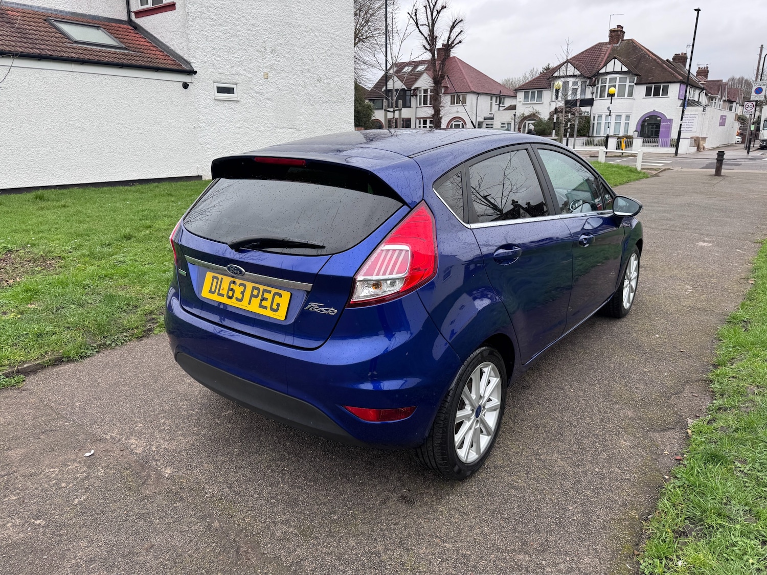 Used Ford Fiesta 2017 for sale - 77622221: Photo 8