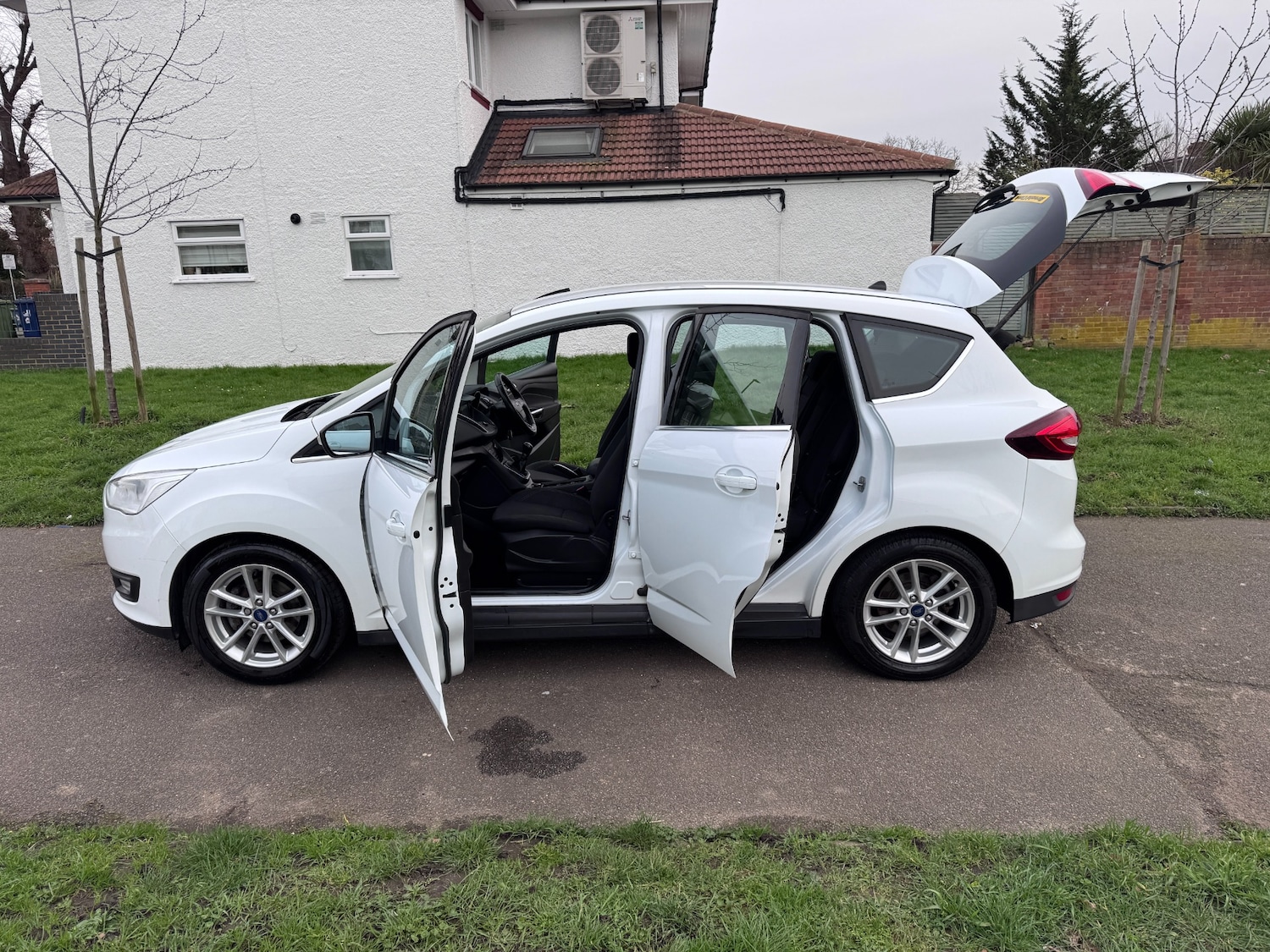 Used Ford C-Max 2018 for sale - 77607398: Photo 45