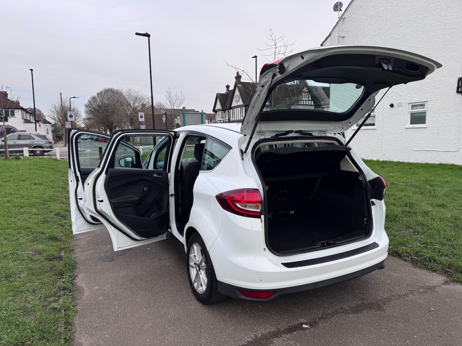 Used Ford C-Max 2018 for sale - 77607398: Photo 48