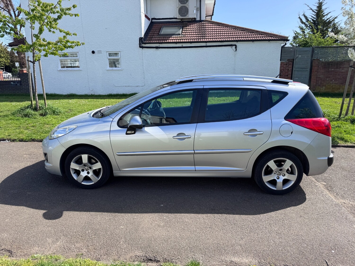 Used Peugeot 207 2009 for sale - 78165960: Photo 10