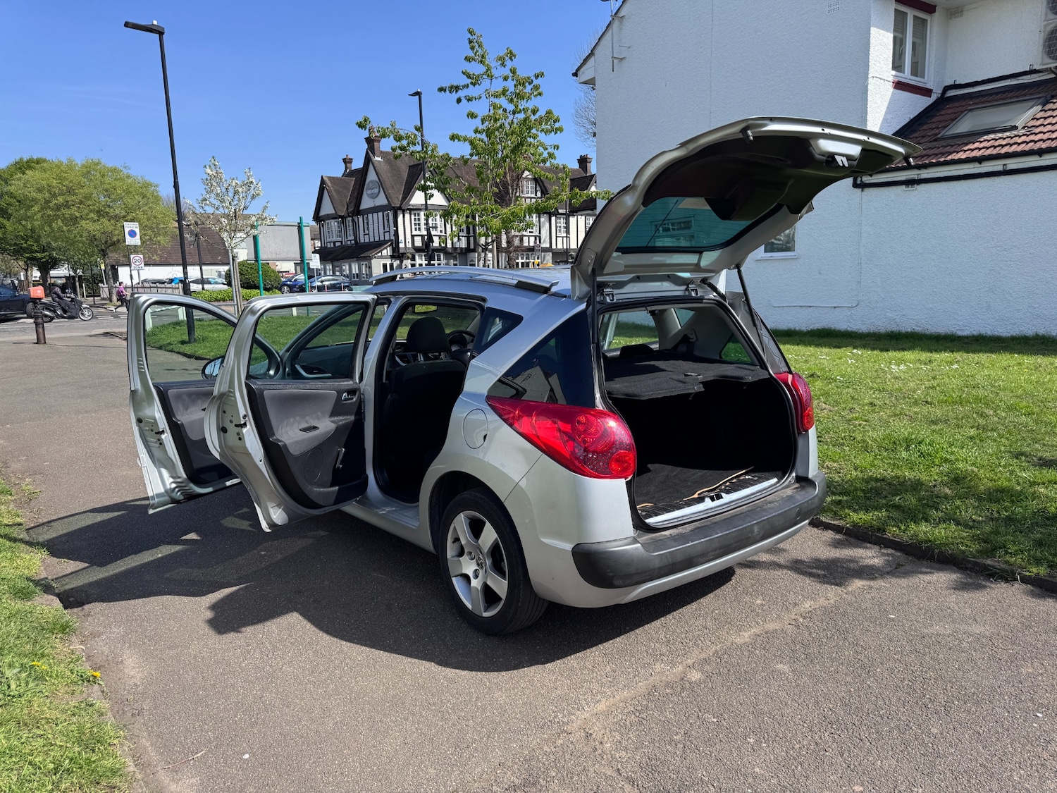 Used Peugeot 207 2009 for sale - 78165960: Photo 27