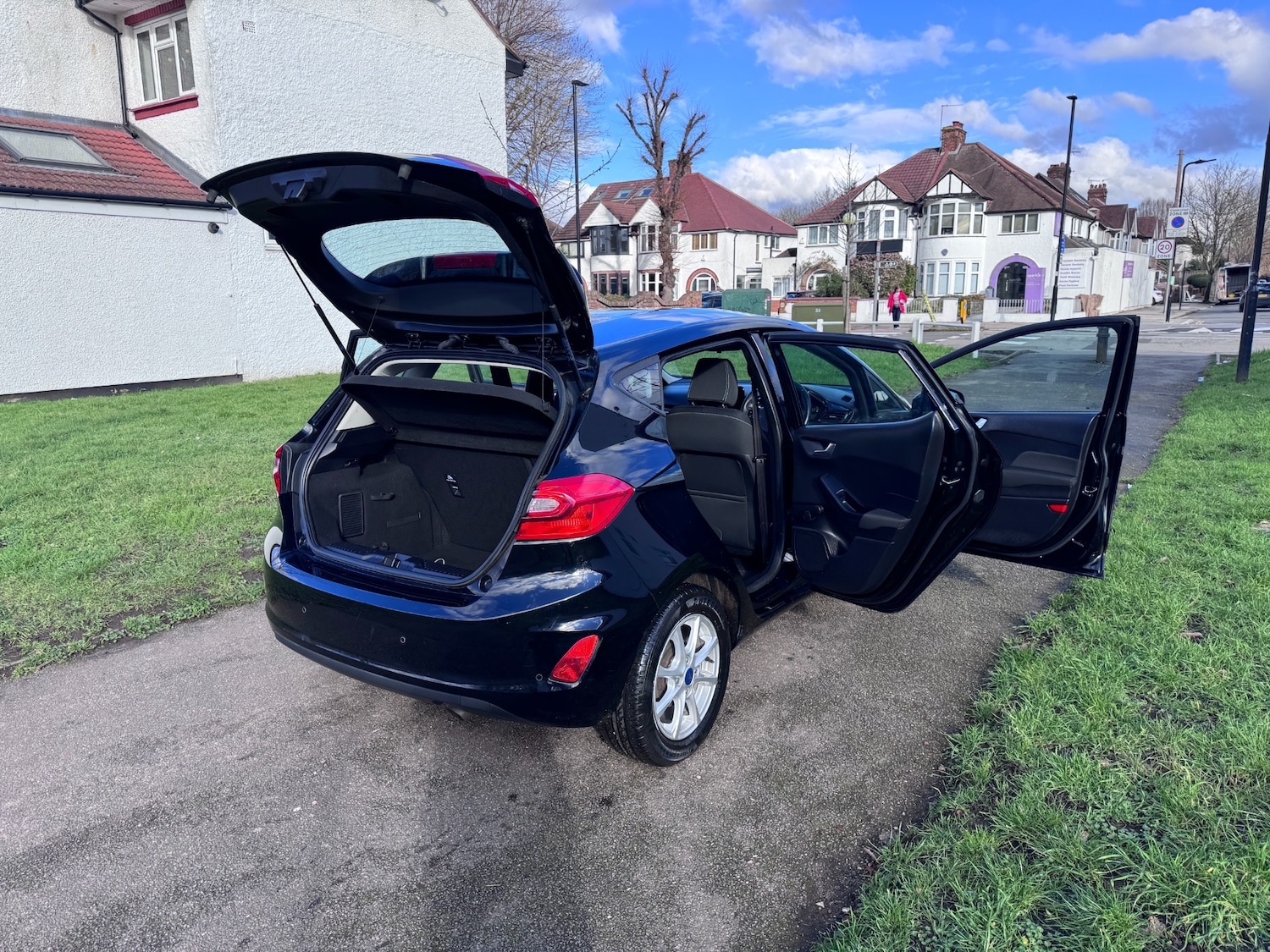 Used Ford Fiesta 2019 for sale - 77476714: Photo 32