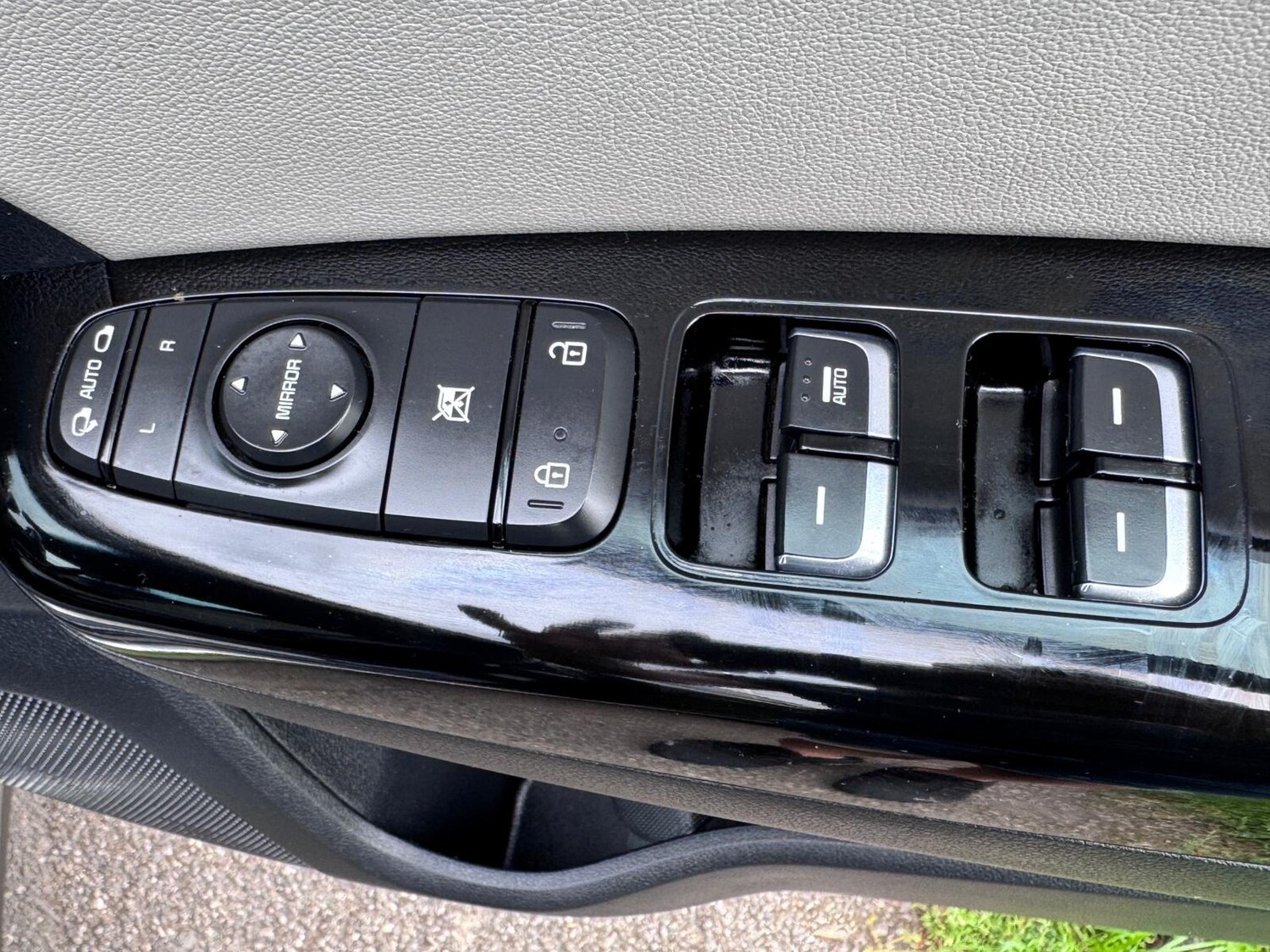 Used Kia Sportage 2017 for sale - 76027947: Photo 44
