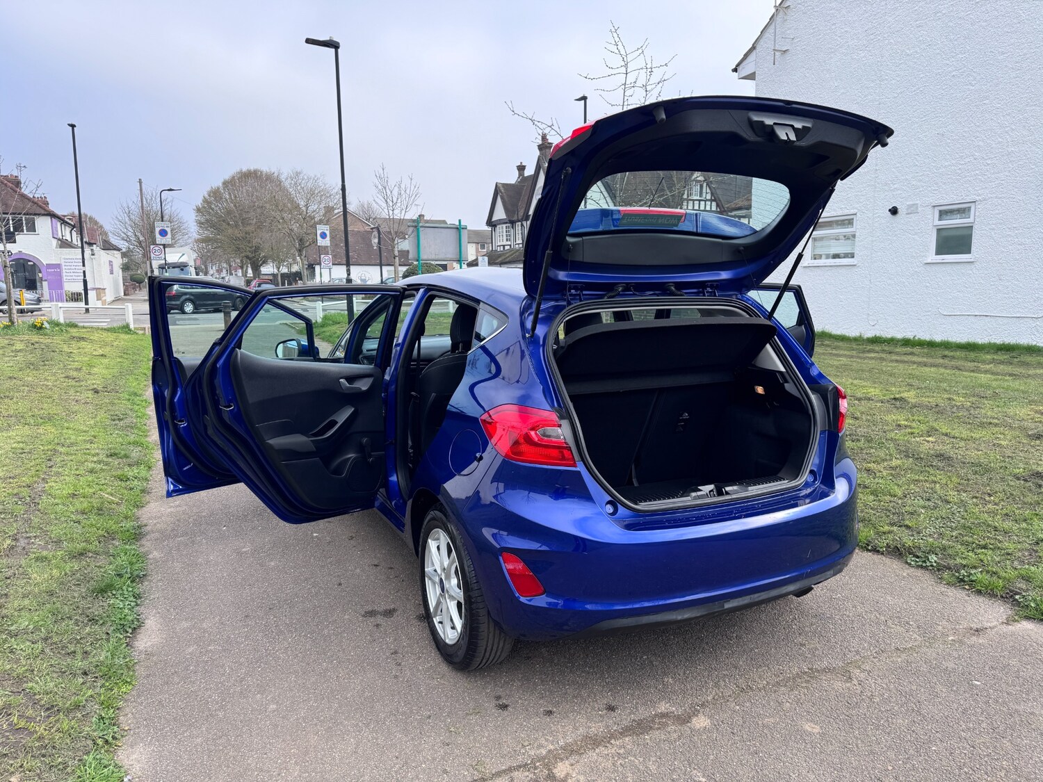 Used Ford Fiesta 2017 for sale - 77790032: Photo 34
