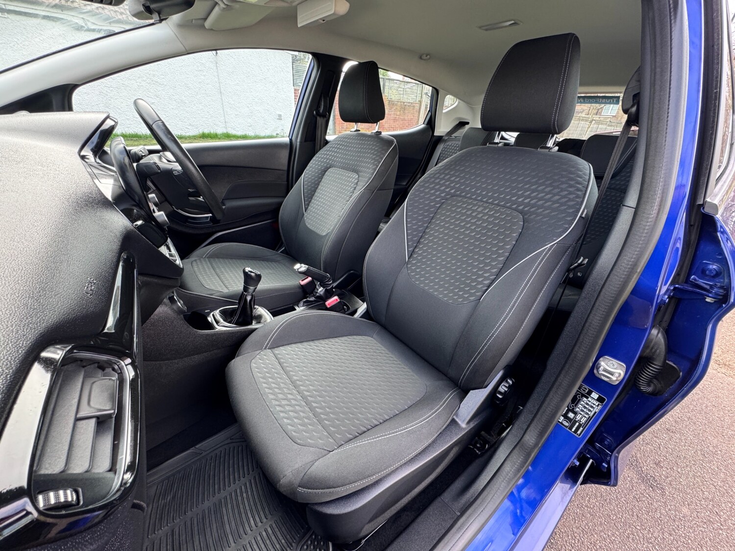 Used Ford Fiesta 2017 for sale - 77790032: Photo 44