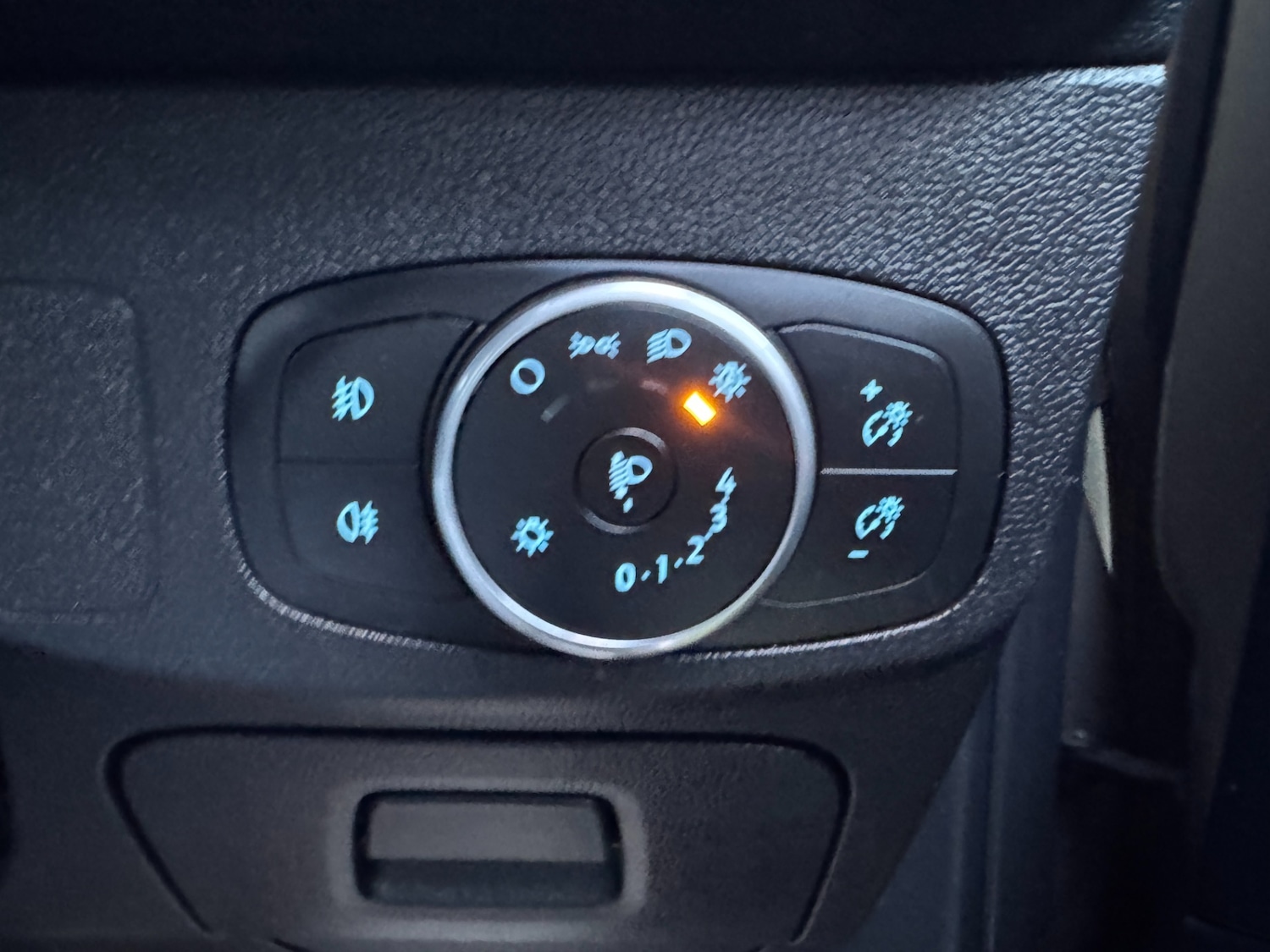 Used Ford Focus 2018 for sale - 77012429: Photo 48