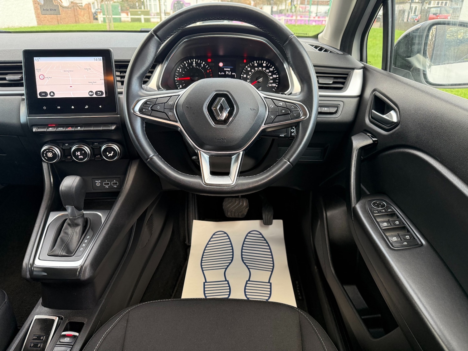 Used Renault Captur 2021 for sale - 76892596: Photo 15