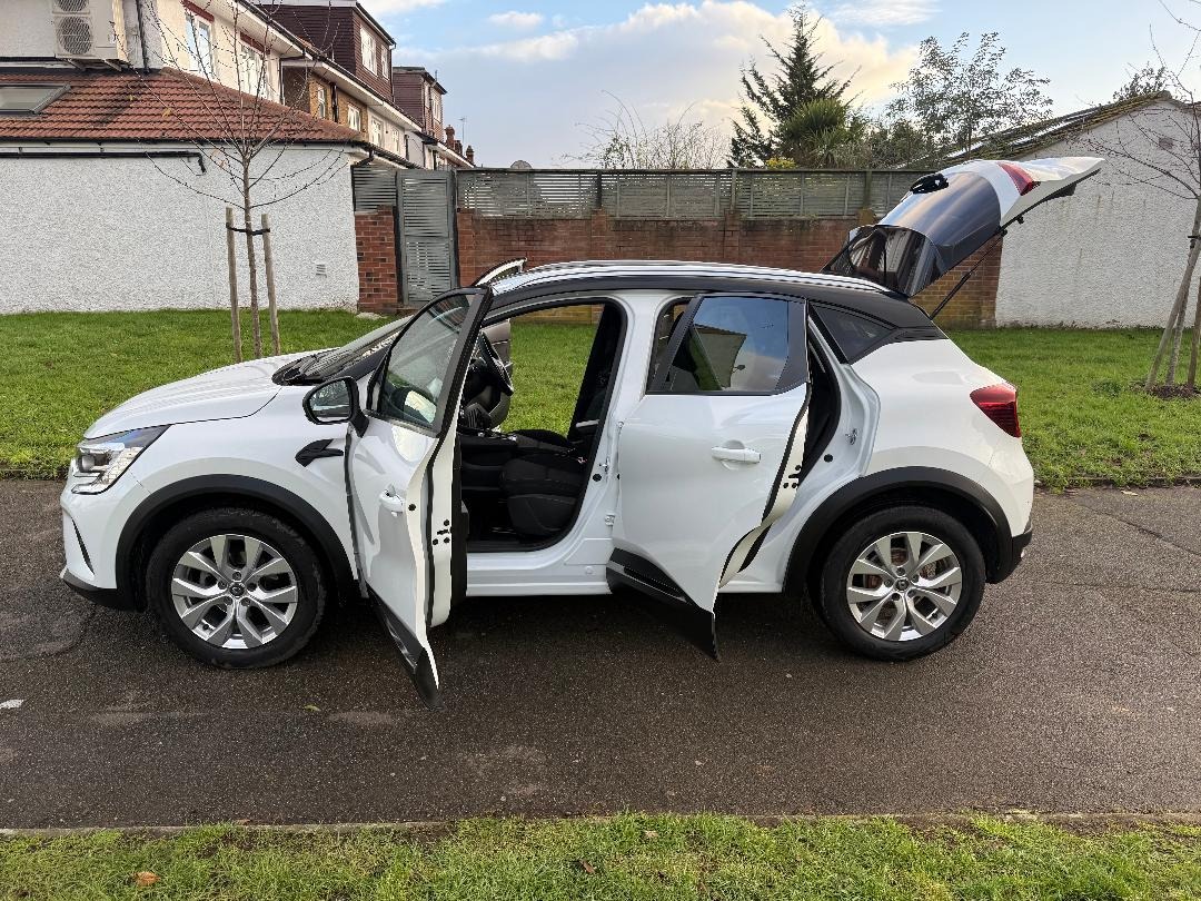 Used Renault Captur 2021 for sale - 76892596: Photo 31