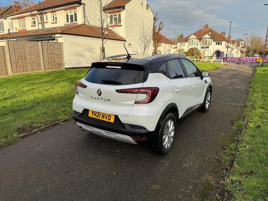 Used Renault Captur 2021 for sale - 76892596: Photo 4