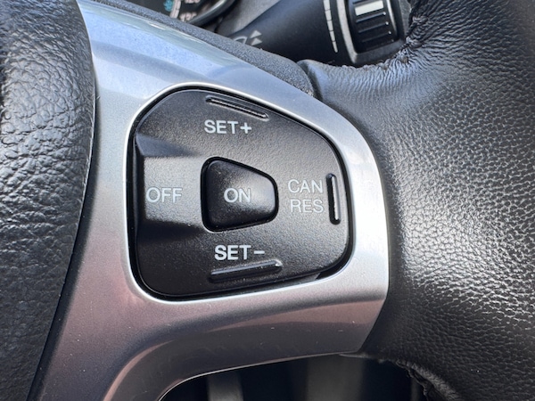 Used Ford Fiesta 2014 for sale - 75306041: Photo 41