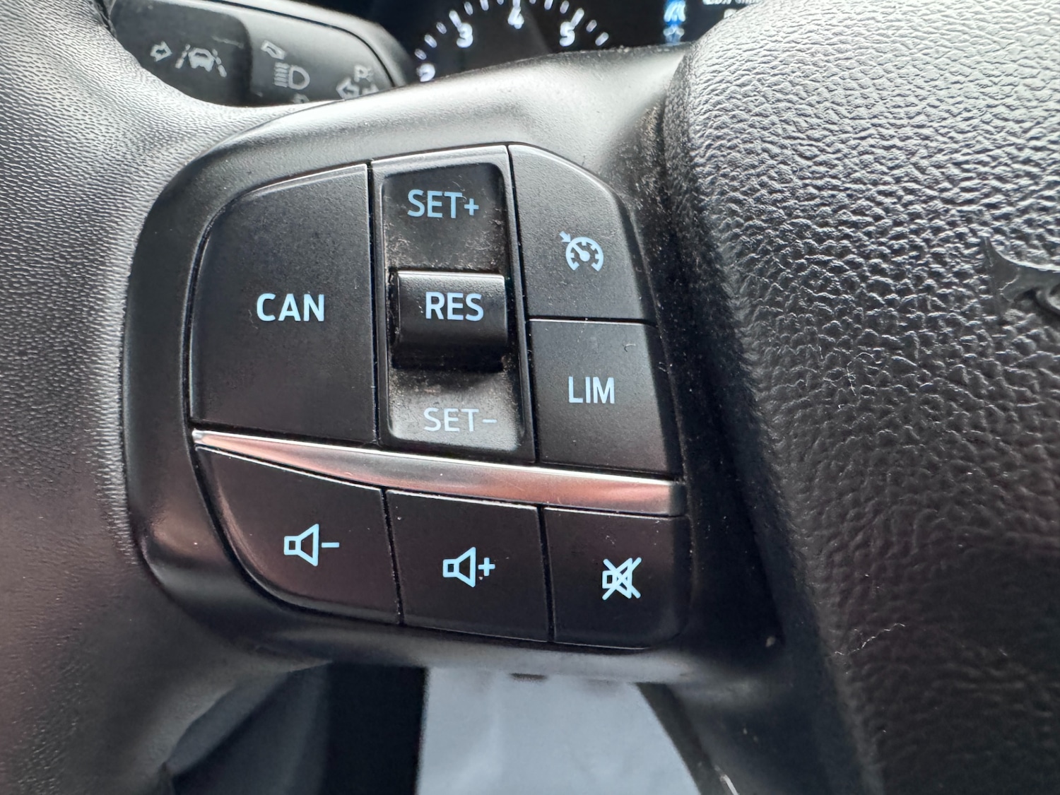 Used Ford Focus 2023 for sale - 77622104: Photo 39