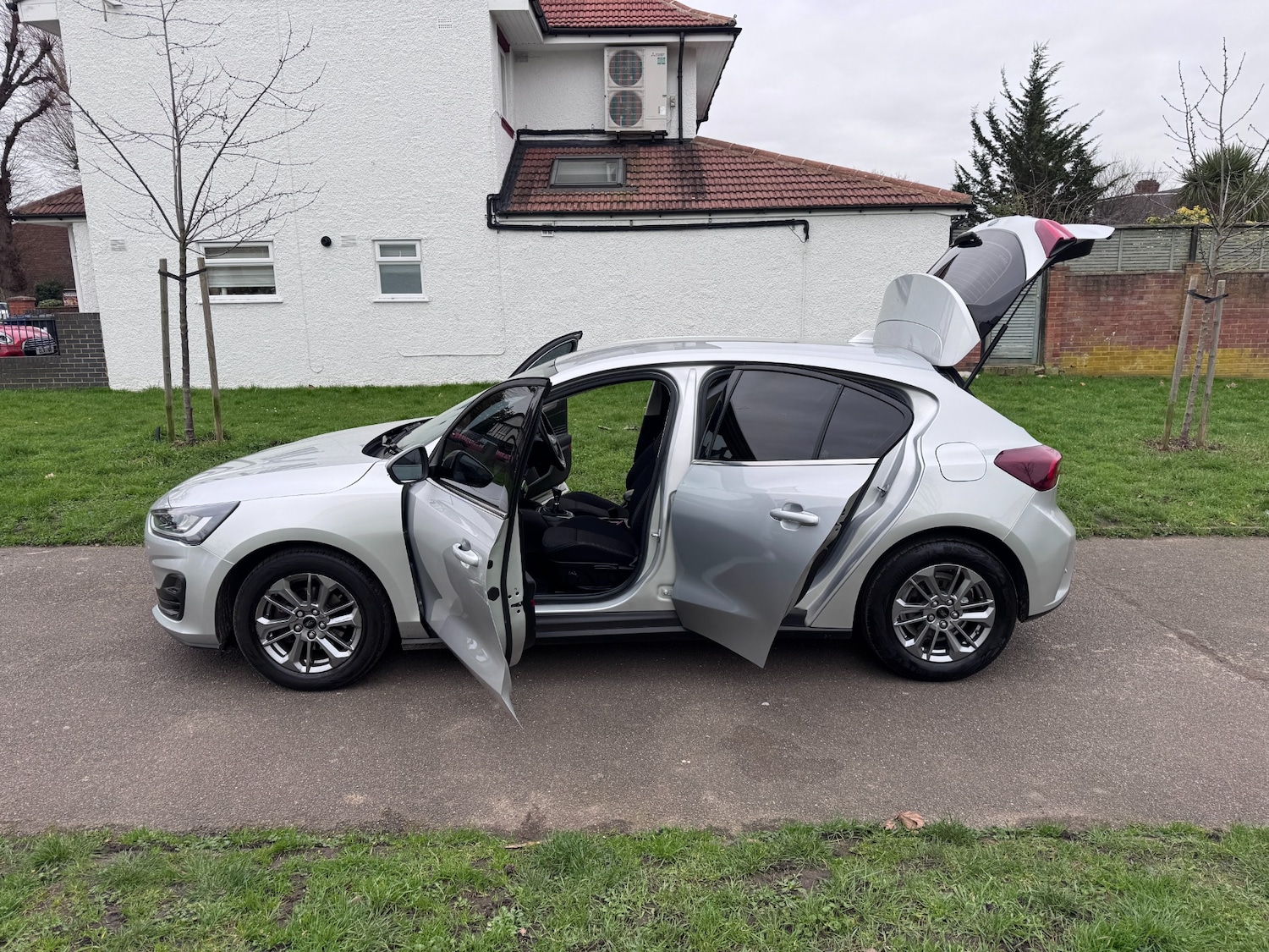 Used Ford Focus 2023 for sale - 77622104: Photo 48