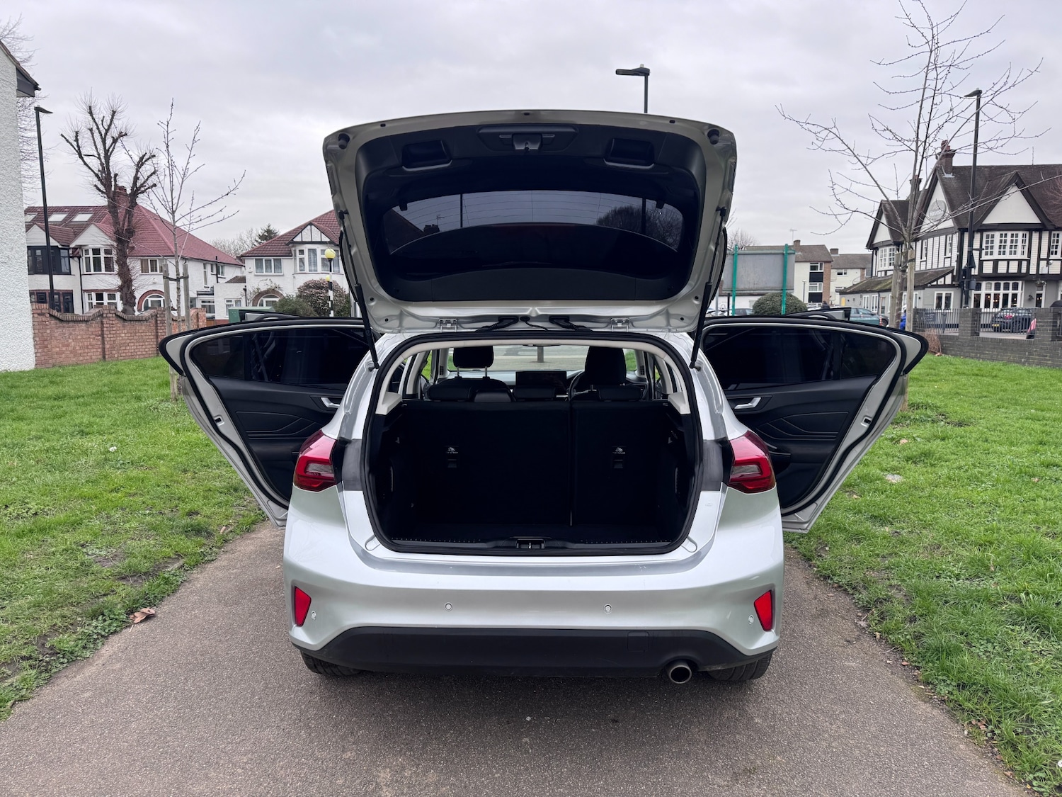 Used Ford Focus 2023 for sale - 77622104: Photo 50