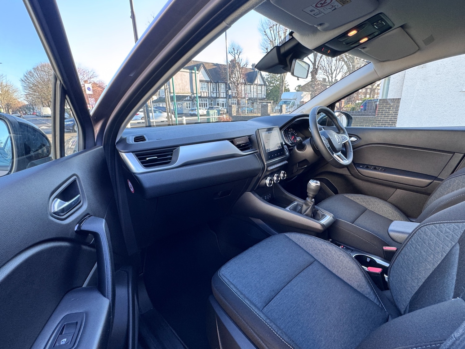 Used Renault Captur 2022 for sale - 77025217: Photo 18