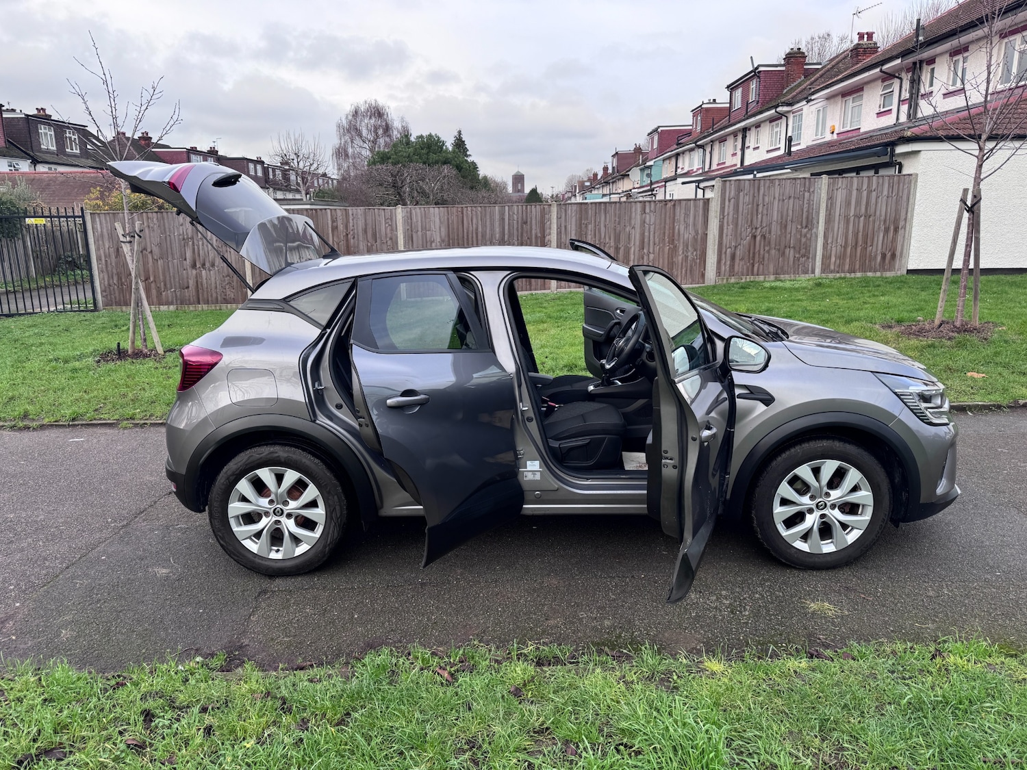 Used Renault Captur 2022 for sale - 77025217: Photo 31