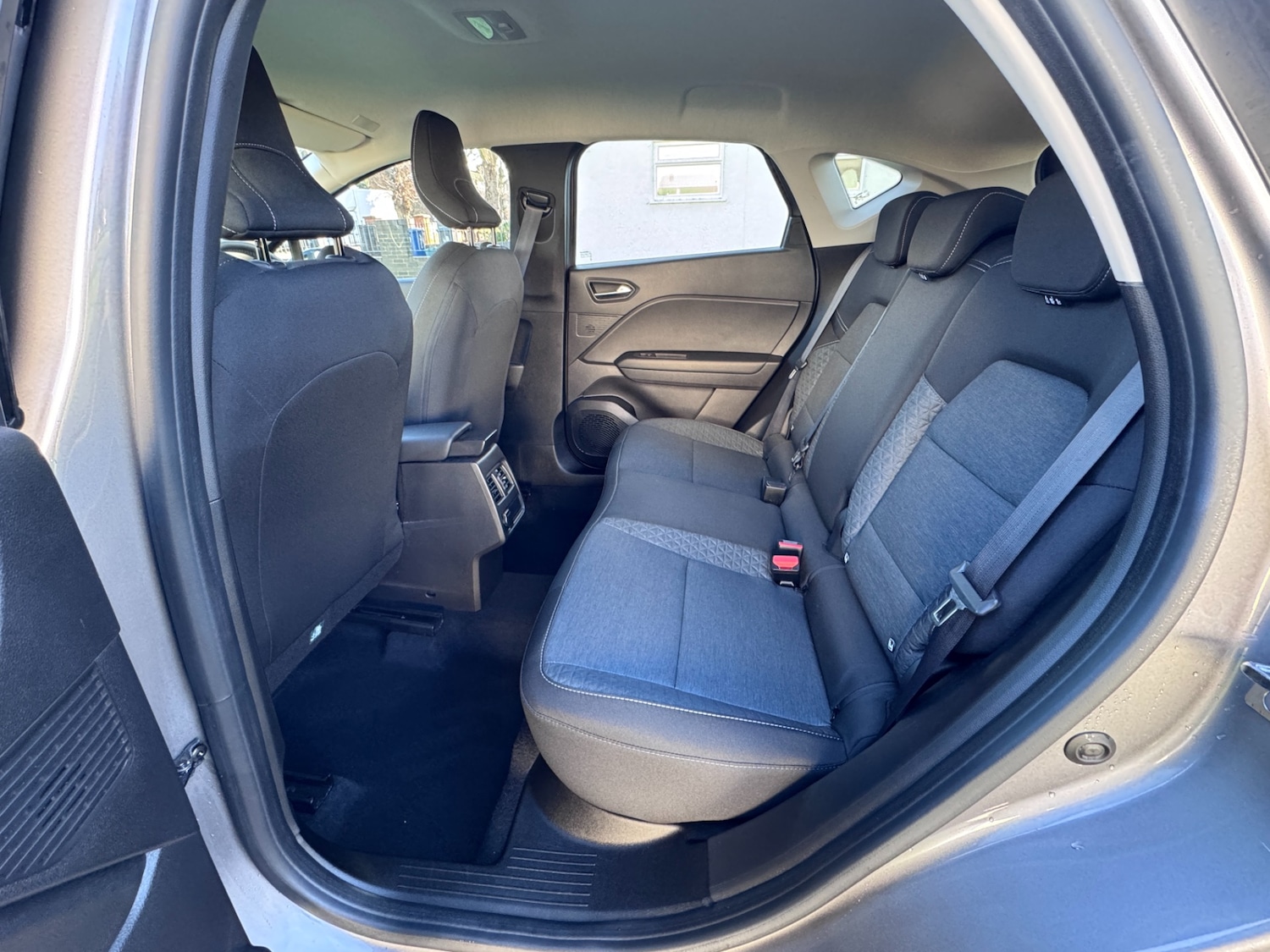 Used Renault Captur 2022 for sale - 77025217: Photo 39