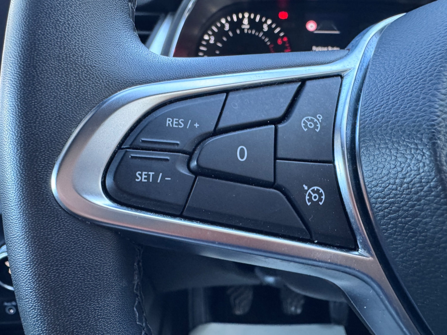 Used Renault Captur 2022 for sale - 77025217: Photo 42