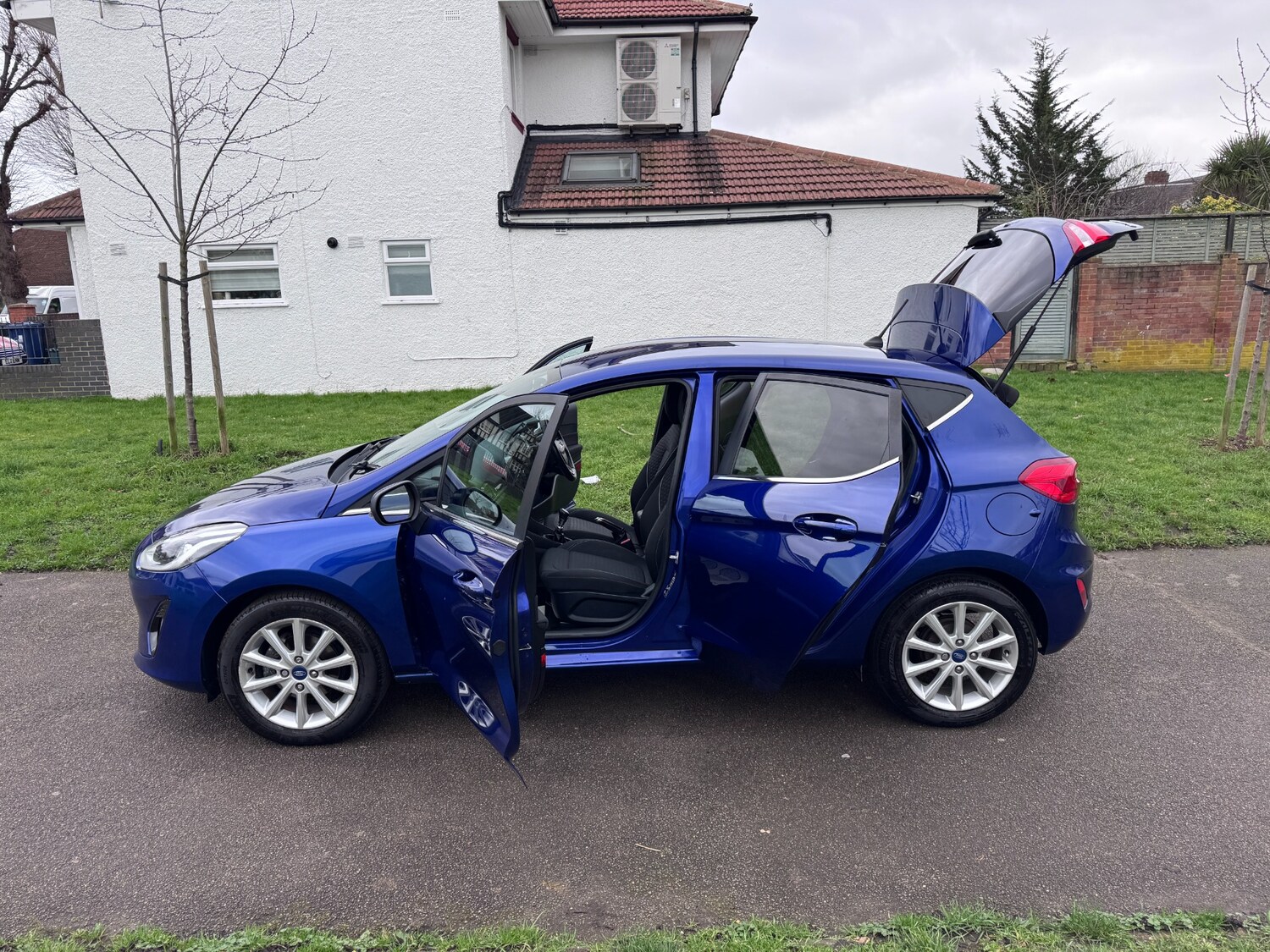 Used Ford Fiesta 2017 for sale - 77545331: Photo 11