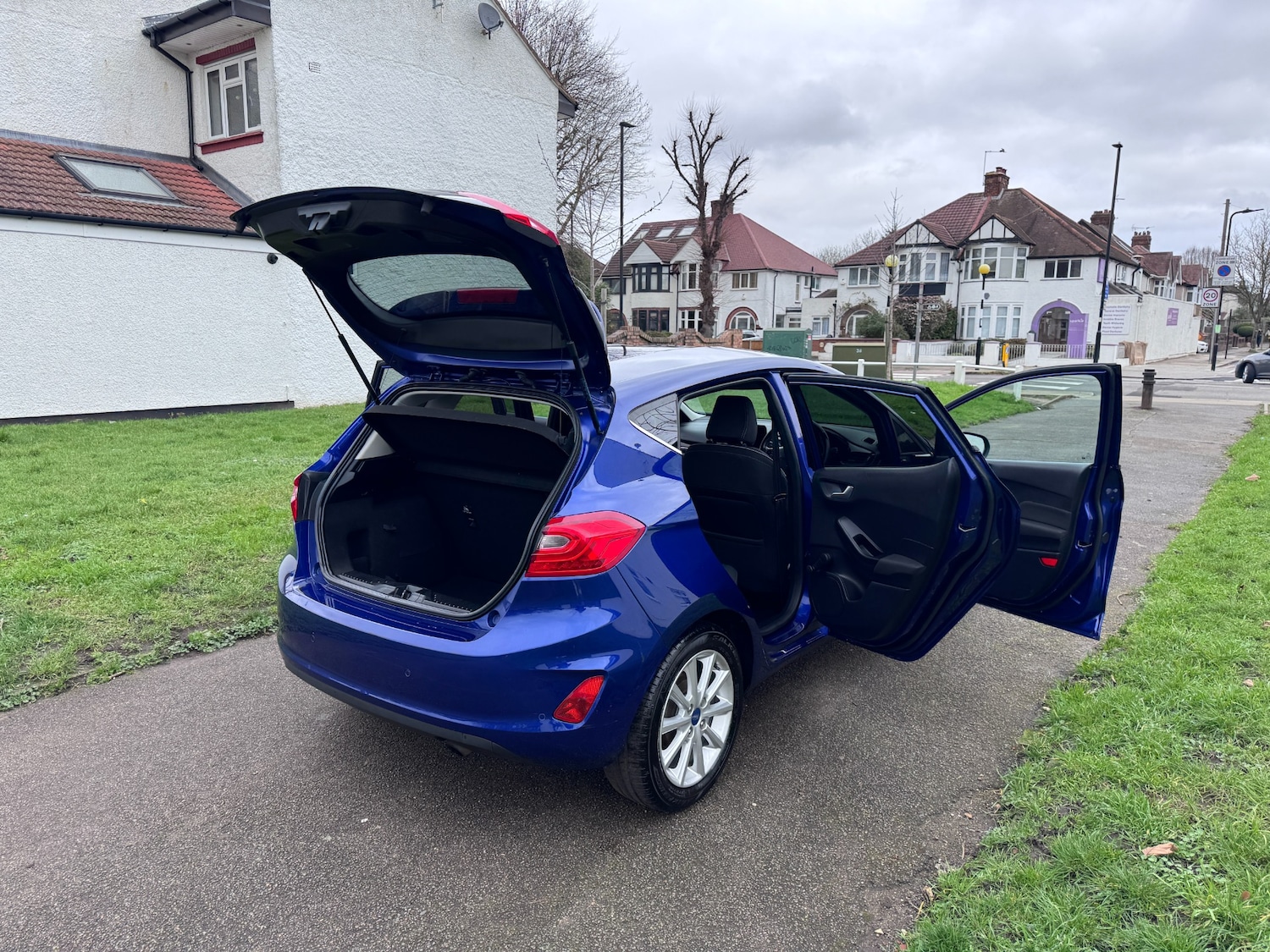 Used Ford Fiesta 2017 for sale - 77545331: Photo 14