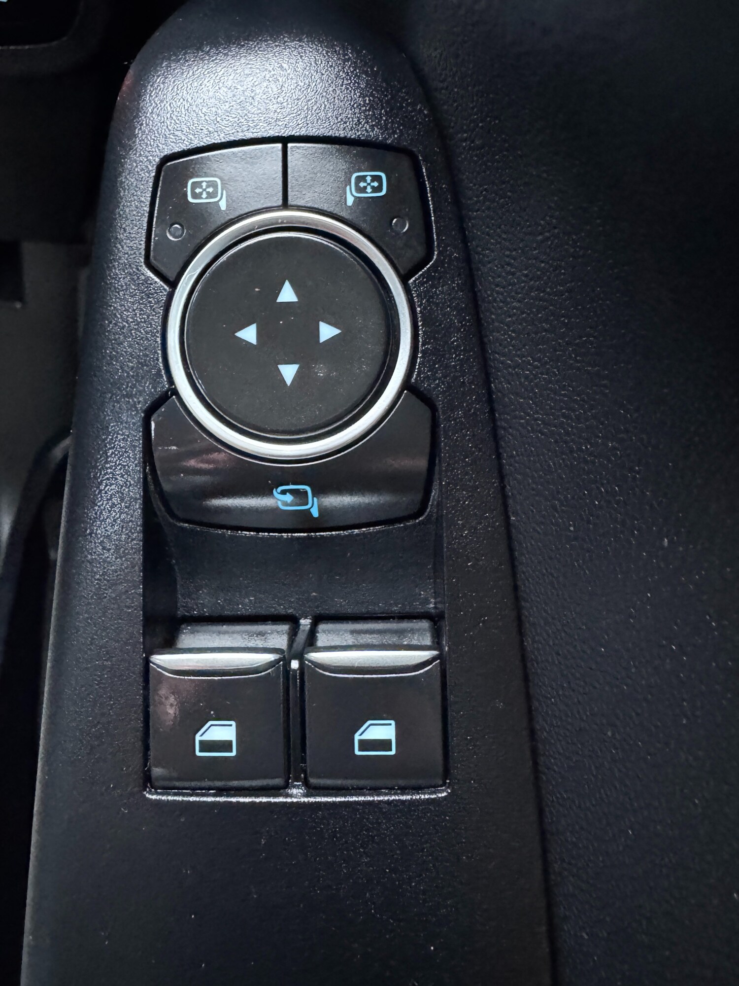 Used Ford Fiesta 2017 for sale - 77545331: Photo 42