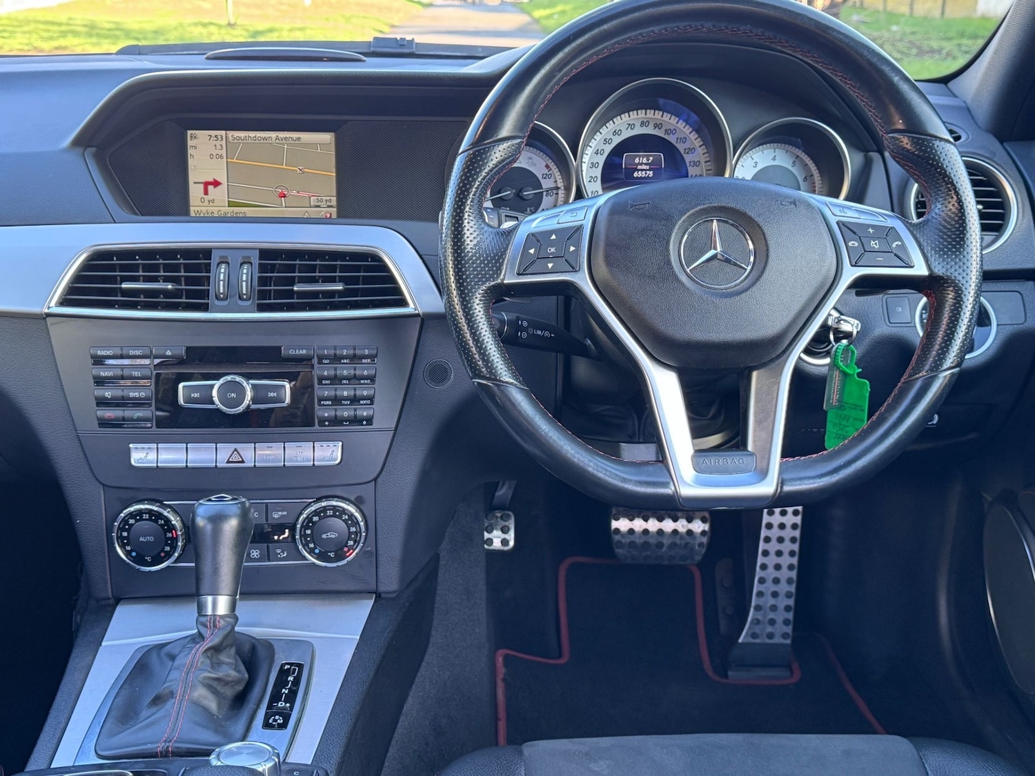 Used Mercedes-Benz C Class 2012 for sale - 77298701: Photo 14