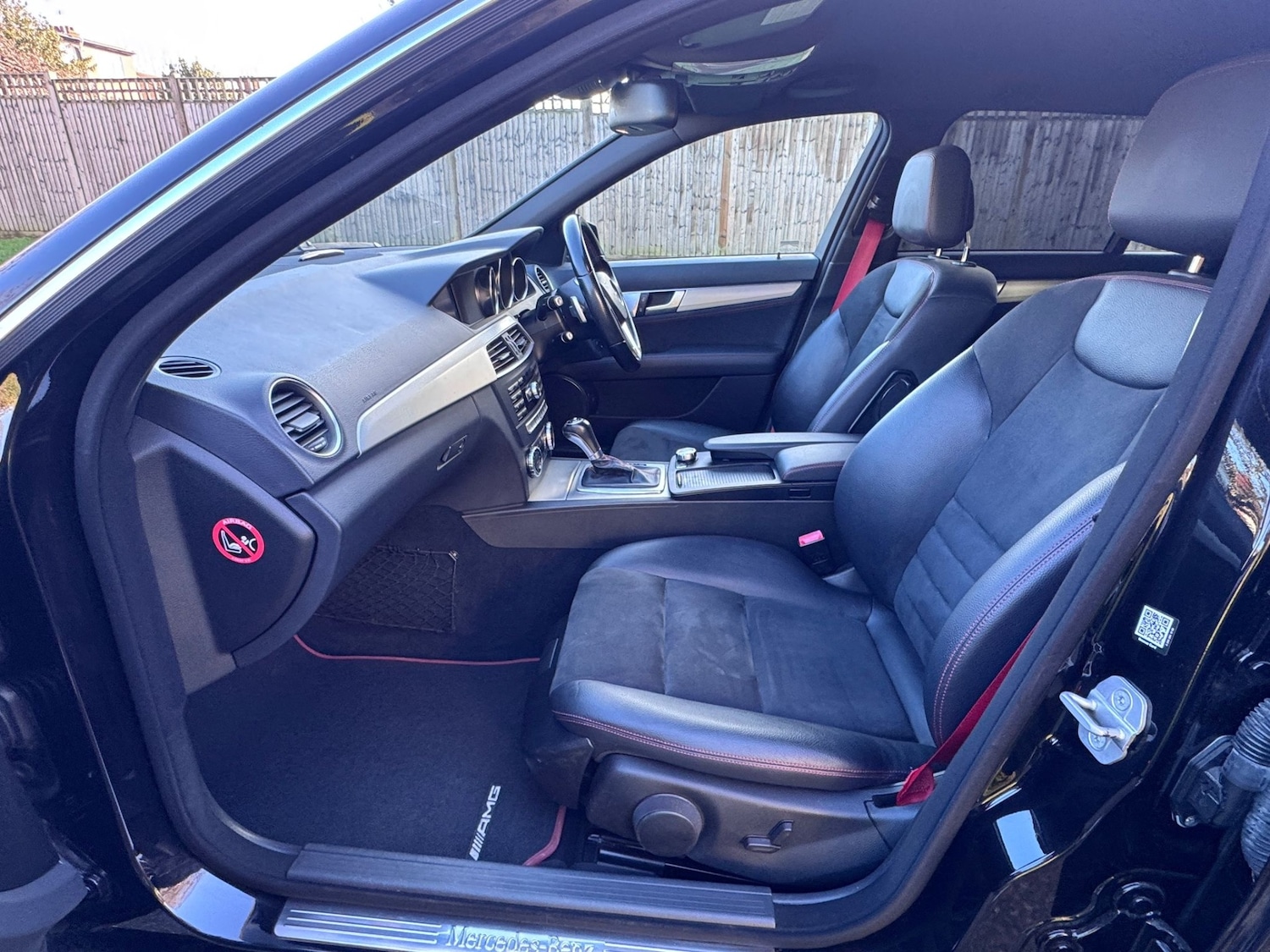 Used Mercedes-Benz C Class 2012 for sale - 77298701: Photo 16