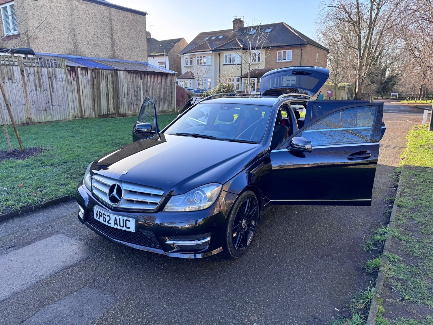 Used Mercedes-Benz C Class 2012 for sale - 77298701: Photo 31