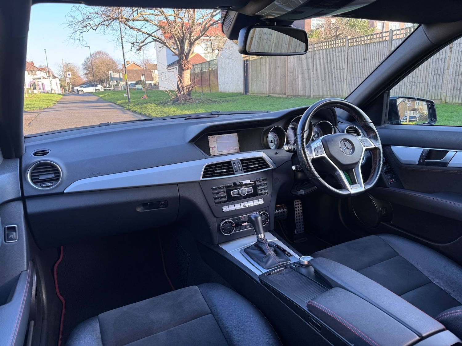 Used Mercedes-Benz C Class 2012 for sale - 77298701: Photo 46