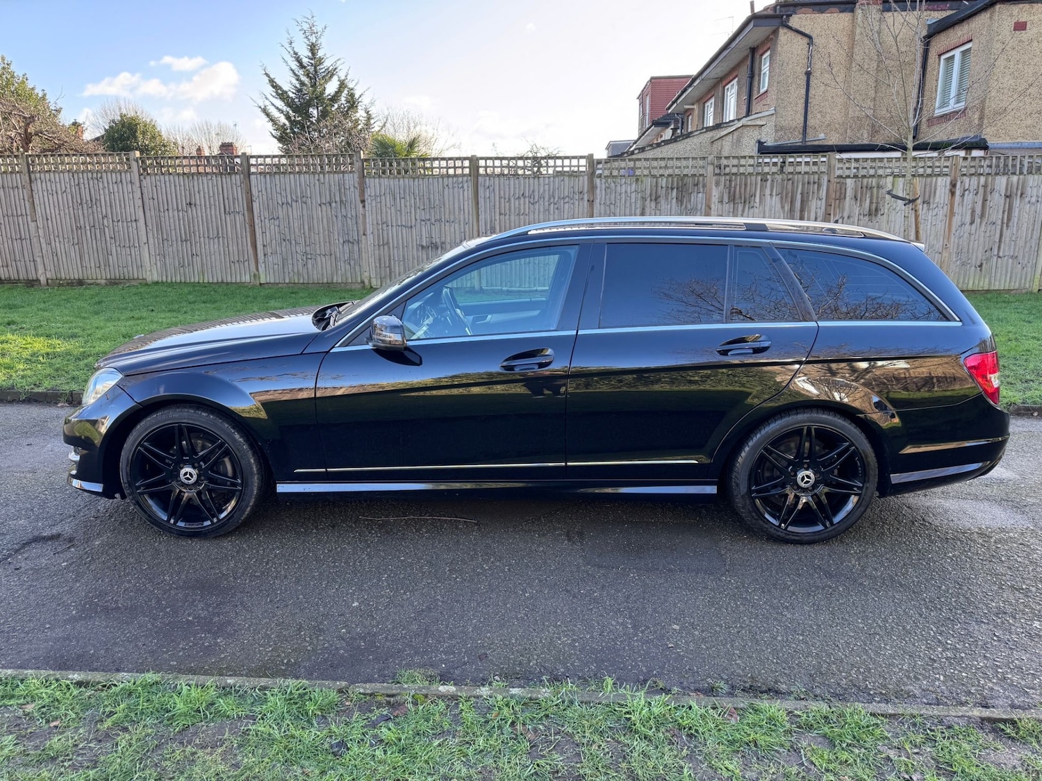 Used Mercedes-Benz C Class 2012 for sale - 77298701: Photo 9
