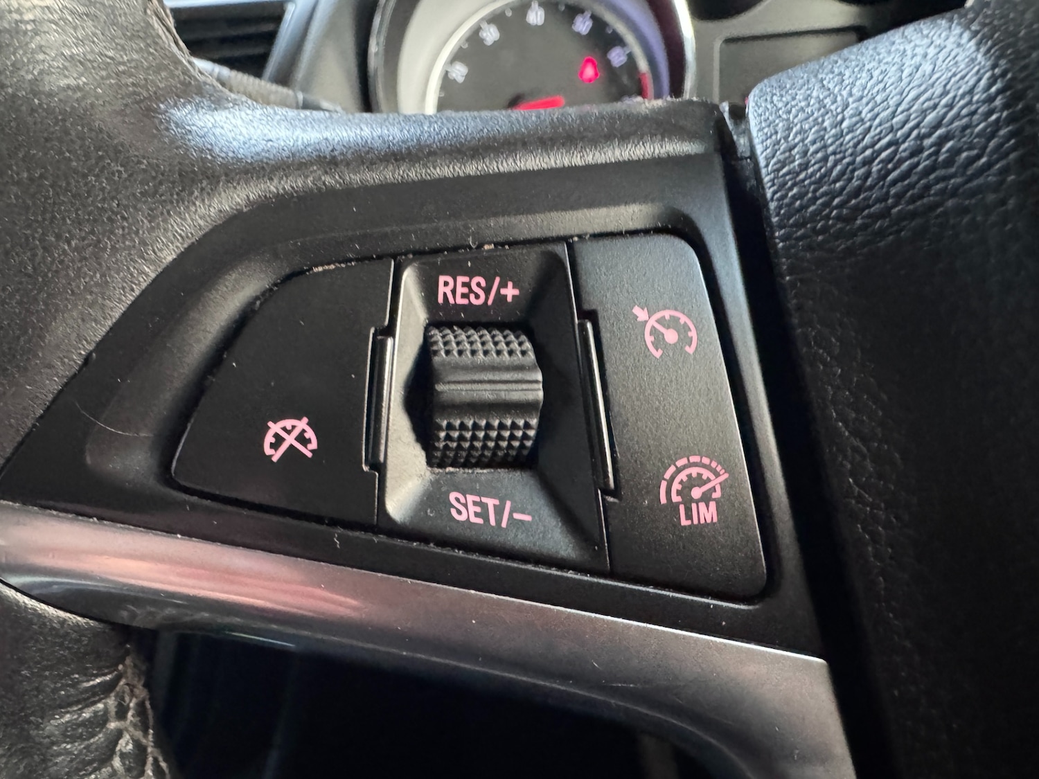 Used Vauxhall Mokka 2015 for sale - 77298604: Photo 41