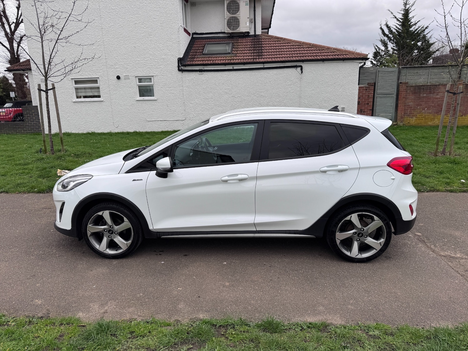 Used Ford Fiesta 2020 for sale - 77702003: Photo 12