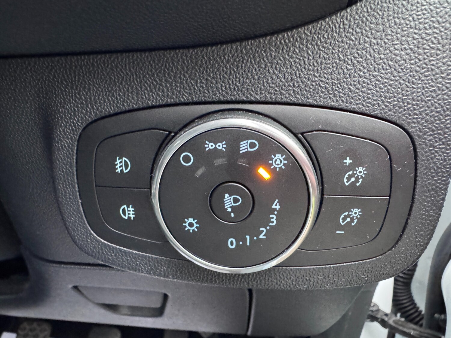 Used Ford Fiesta 2020 for sale - 77702003: Photo 39