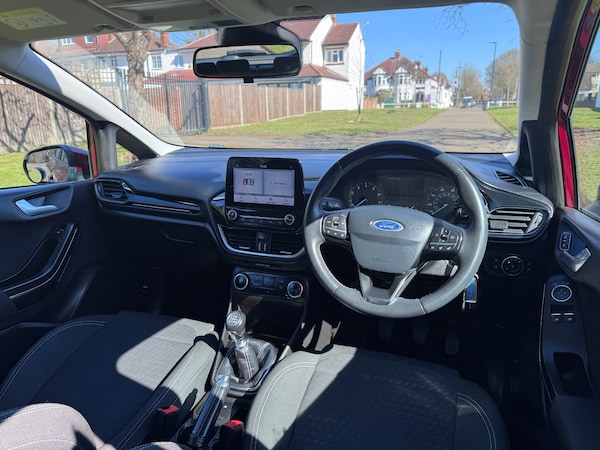 Used Ford Fiesta 2018 for sale - 74072865: Photo 12