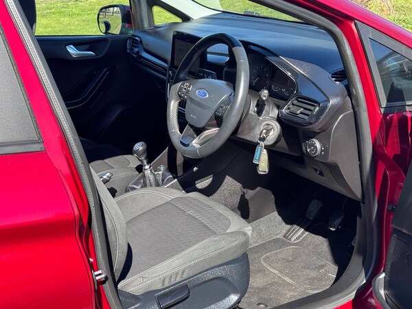 Used Ford Fiesta 2018 for sale - 74072865: Photo 15
