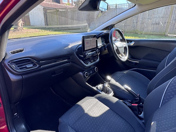 Used Ford Fiesta 2018 for sale - 74072865: Photo 16