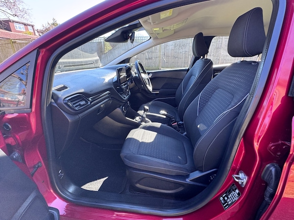 Used Ford Fiesta 2018 for sale - 74072865: Photo 18