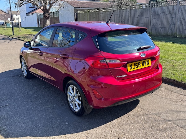 Used Ford Fiesta 2018 for sale - 74072865: Photo 9