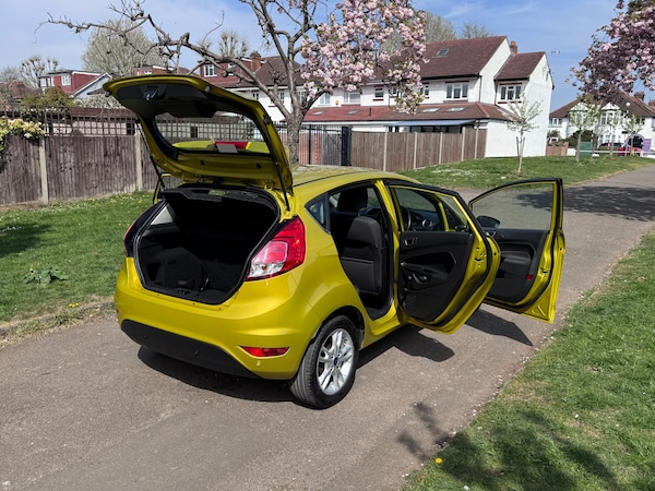 Used Ford Fiesta 2016 for sale - 74354108: Photo 32