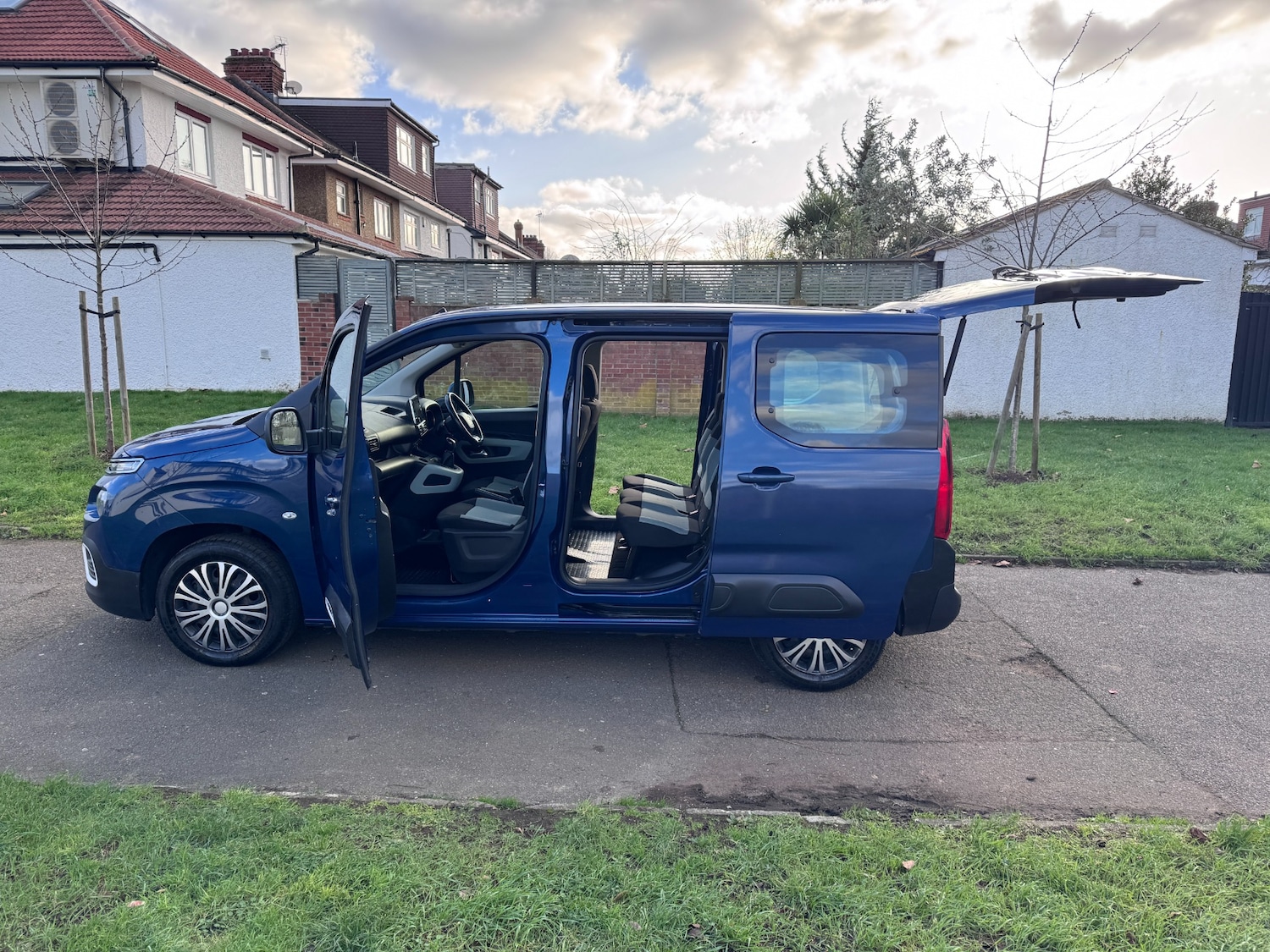Used Citroen Berlingo 2019 for sale - 77475292: Photo 41