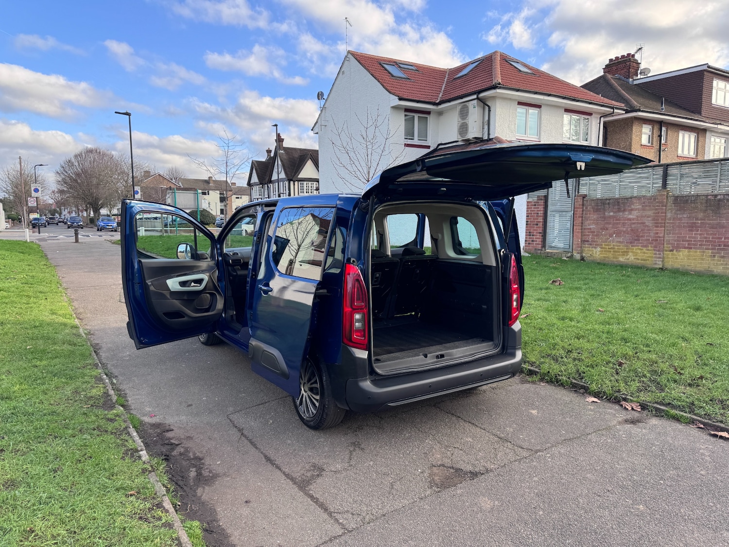 Used Citroen Berlingo 2019 for sale - 77475292: Photo 44